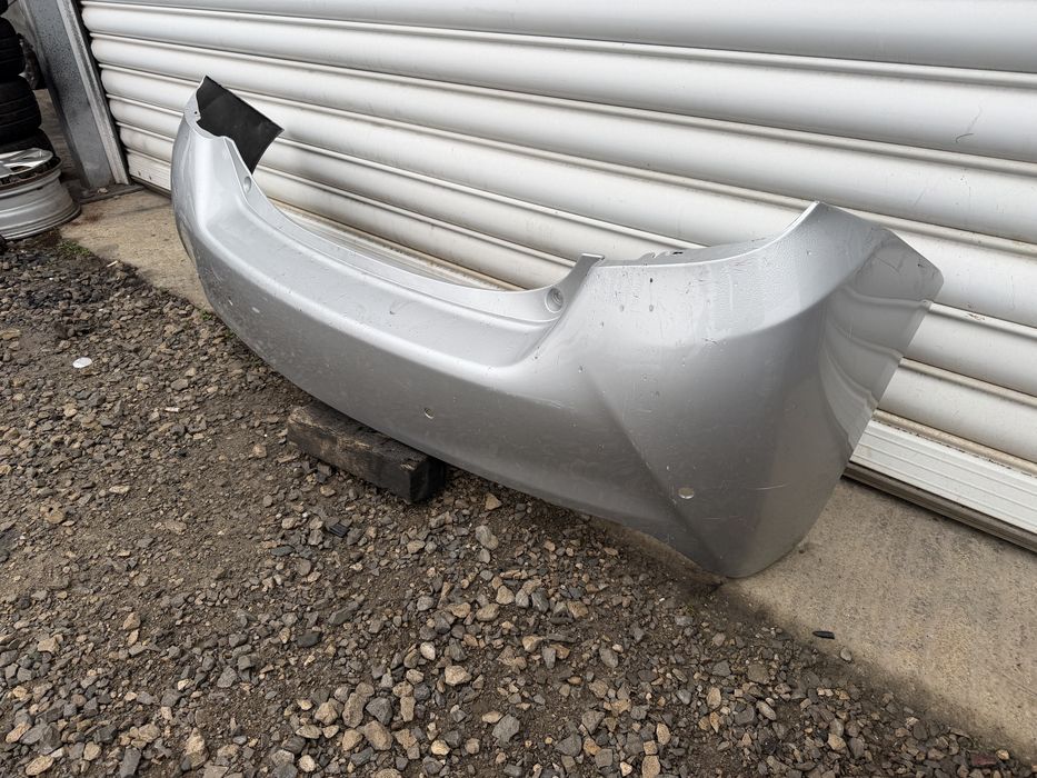 Задна броня за Toyota Yaris (2014-2017)
