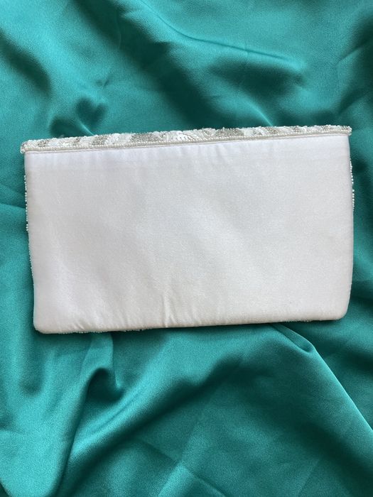 Дамска чанта клъч с мъниста