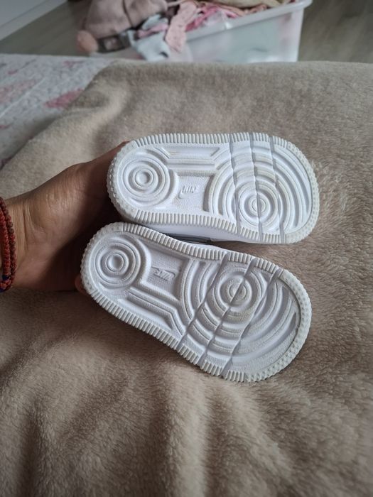 Adidasi nike  unisex nr 19