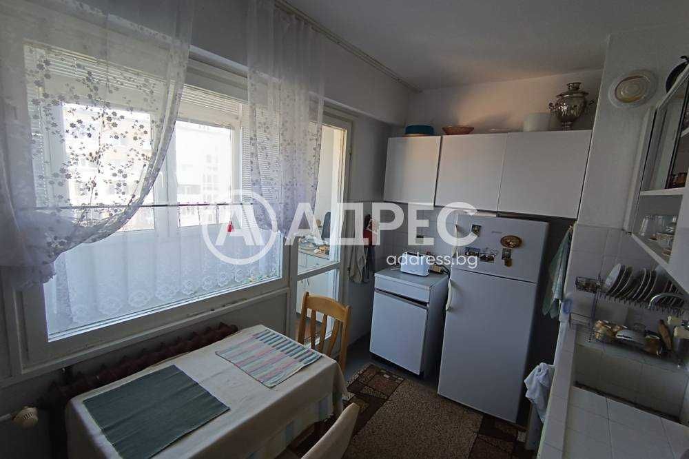 Дава се под наем Двустаен апартамент в Разград, Бели Лом - 67 кв.м за 84150 € - Снимка #3
