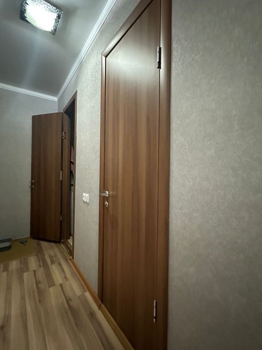 Продам двери б/у