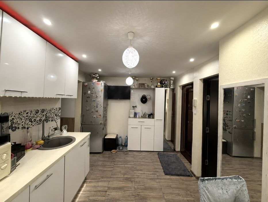 Apartament de vanzare.
