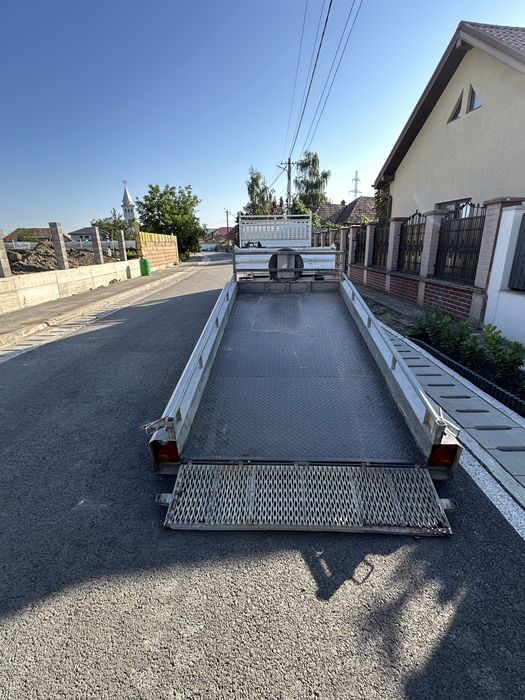 Remorca utilaje basculabila