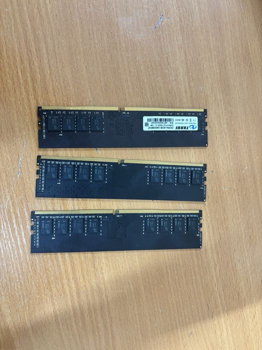 ОЗУ DDR4 2800 мгц 4 гигабайта