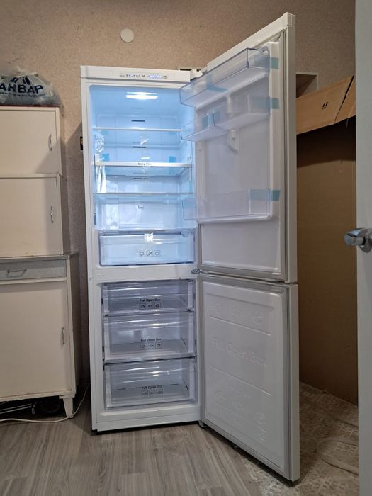 Продам новый холодильник в упаковке