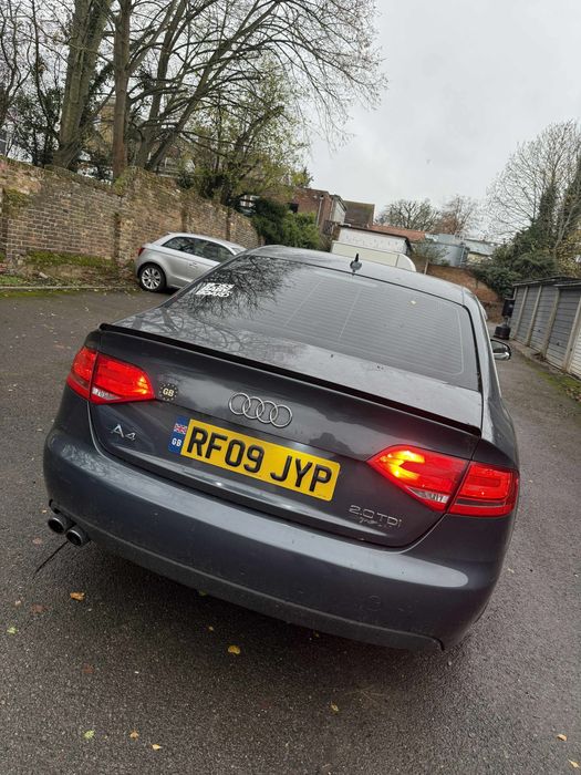 AUDI A4 B8 UK 2.0tdi