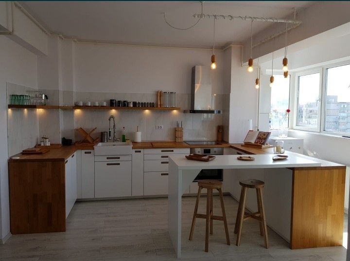 Apartament decomandat 2 camere 82 mp