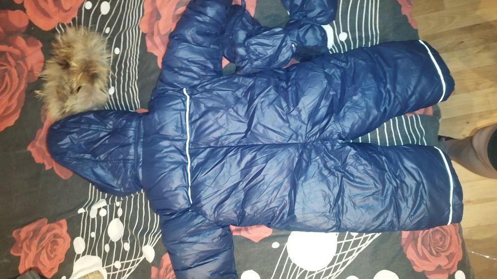 Продам детские вещи