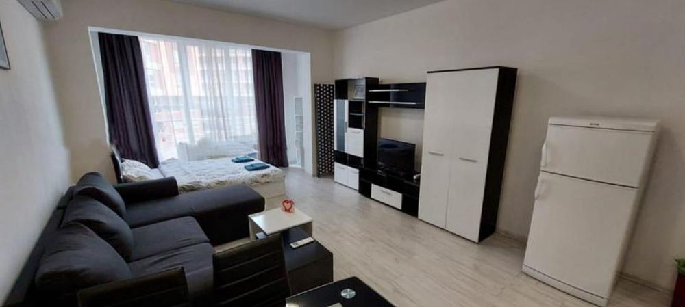 Дава се под наем Едностаен апартамент в София, Полигона - 40 кв.м за 483.48 € - Снимка #1