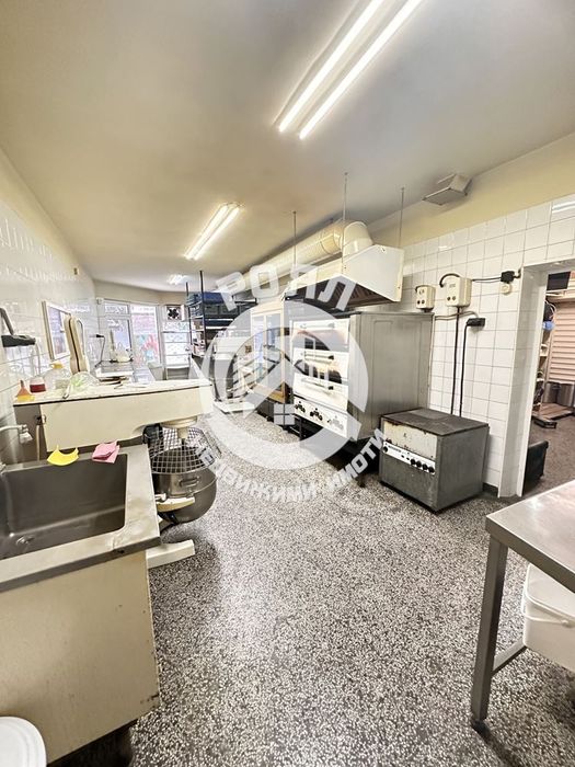 Дава се под наем Заведение в Пловдив, Христо Смирненски - 200 кв.м за 1428 € - Снимка #11