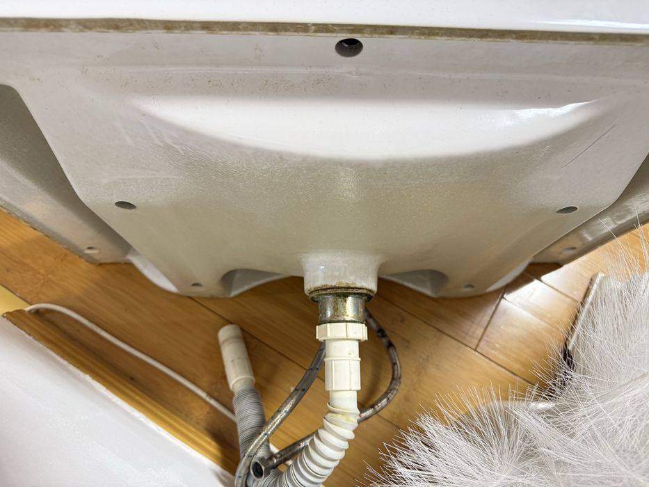 Lavoar baie cu baterie