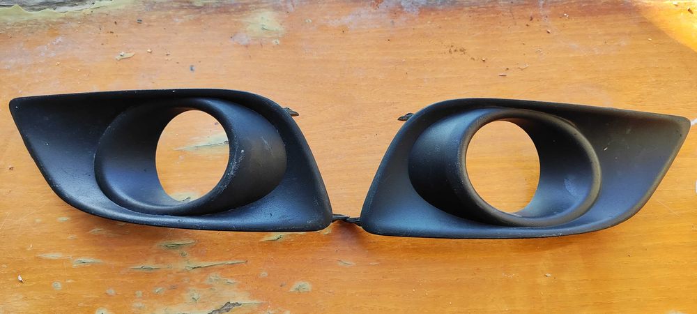 Тойота авенсис T25 - предна броня фейслифт