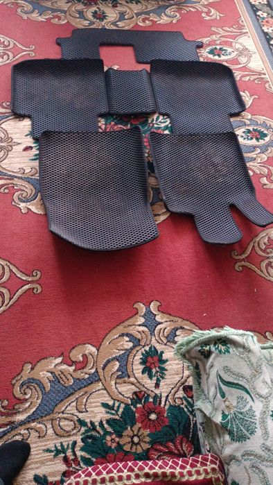 Продам комплект Ева поликов на Exeed VX..