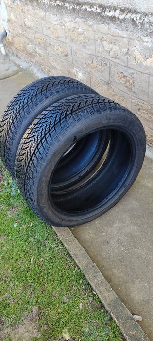 Зимни гуми Гудиър 225 45 18