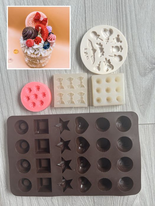 Set Matrite diferite marimi lumanari sau rasina