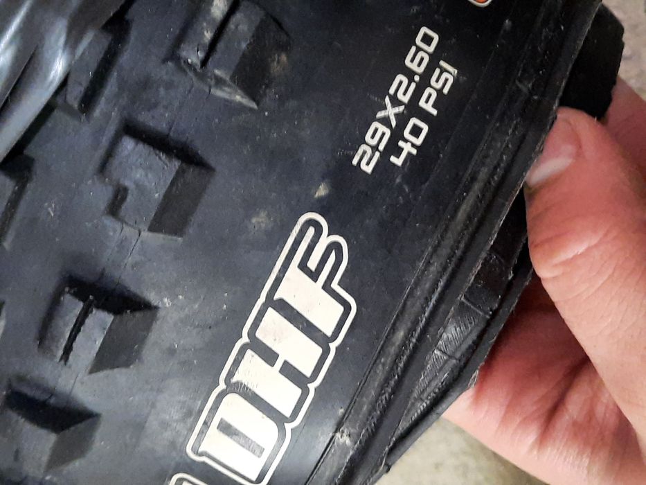 Vând cauciucuri maxxis 29 2.6