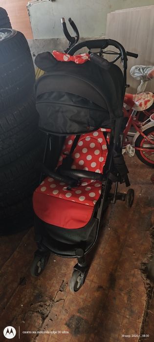 Продам три детских велосипеда и две коляски