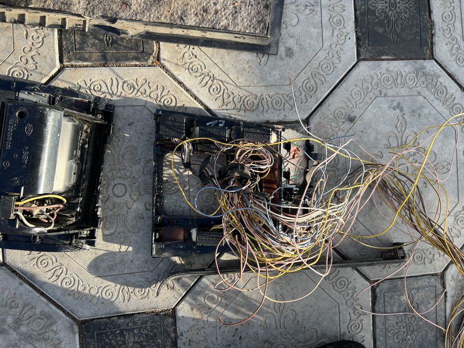 Запчасти на мерс W140