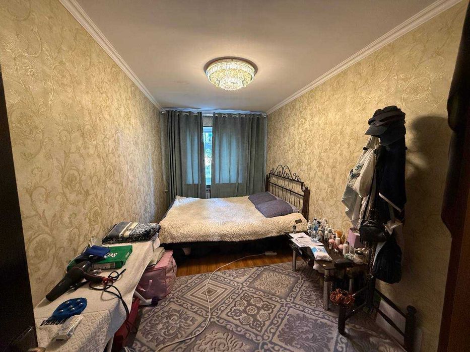 СРОЧНО !! Продается квартира в Яшнабаде 2/1/4 ( 50 кв/м ) Авиасозлар 3