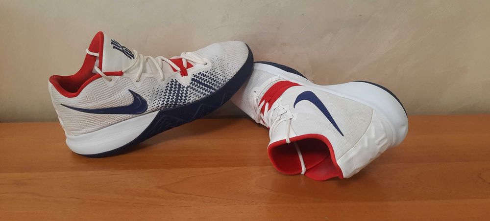 Nike Kyrie Flytrap 'USA' -Много Запазени