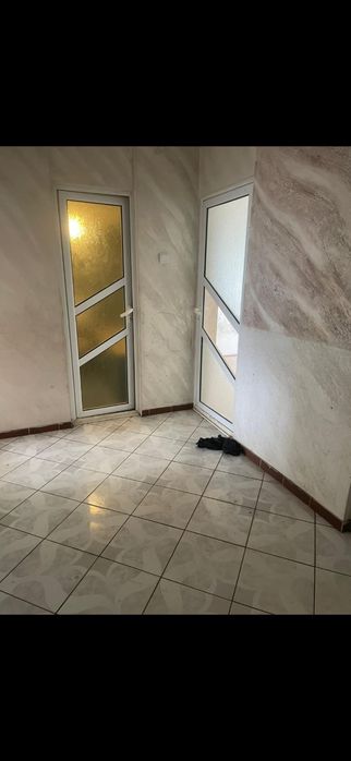 Vând apartament în tecuci