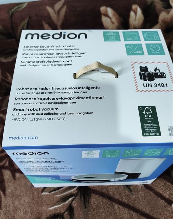 Vând robot aspirator – Medion X21 SW+ (MD 11500)