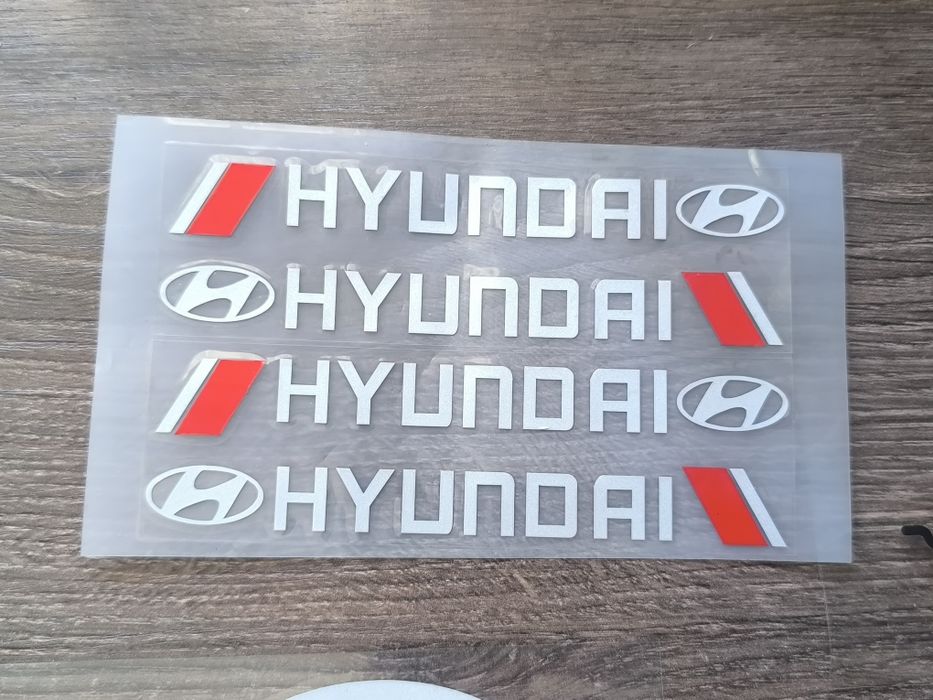 Наклейки на авто новые