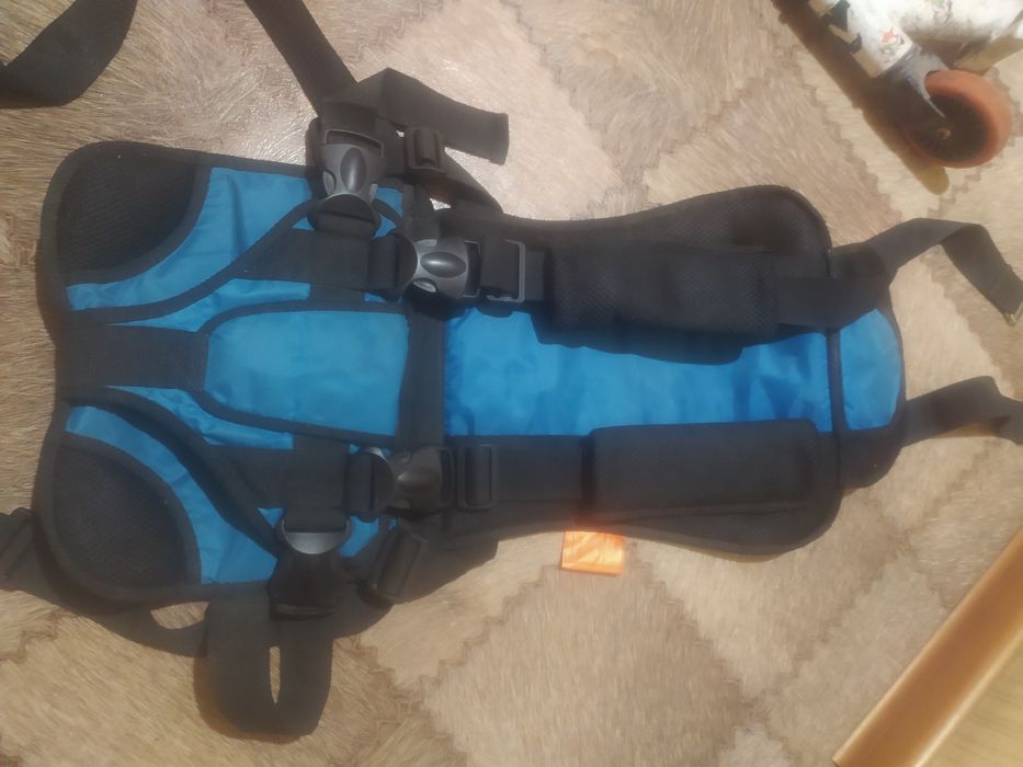 Продам автокресло бескаркасное