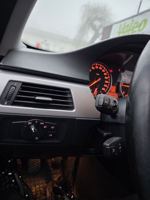 Bmw e90 318D 2007 Negociabil!