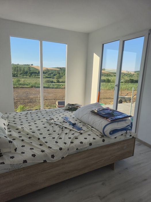 Casa la cheie din containere modulare + teren 1000 mp