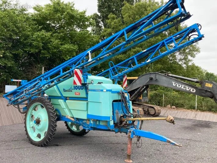 Instalatie erbicidat Berthoud Racer