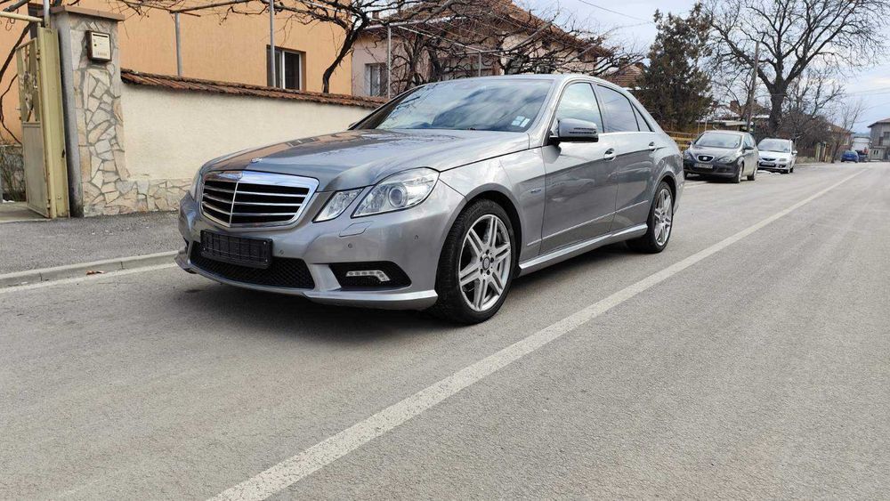 НА части Mercedes E Class W212 OM651 220 CDI AMG xenon 18 джанти бял