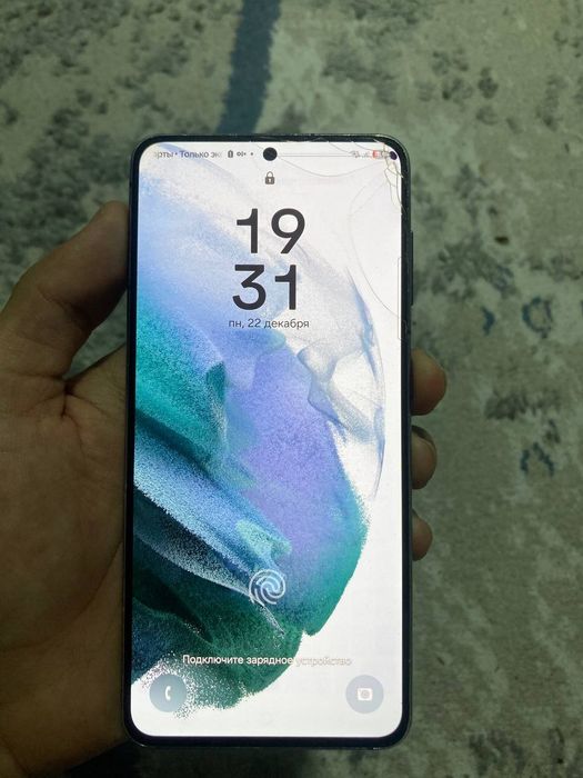 Самсунг с21 128г