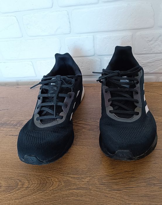 Маратонки Adidas 44⅔