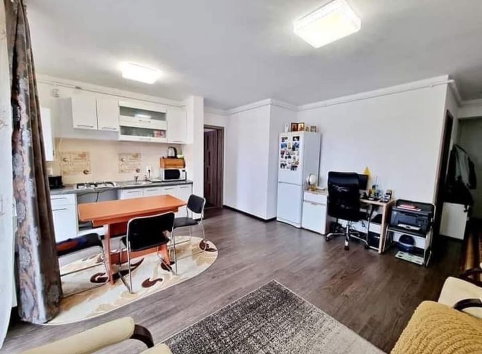 Apartament de inchiriat