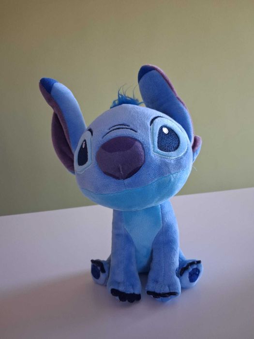 jucarie plus cu sunete Stitch