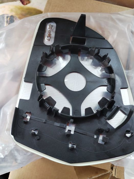 Sticlă oglindă Audi A4 A5 Q5 încălzită – 8T0 857 535 E – set 2 bucăți