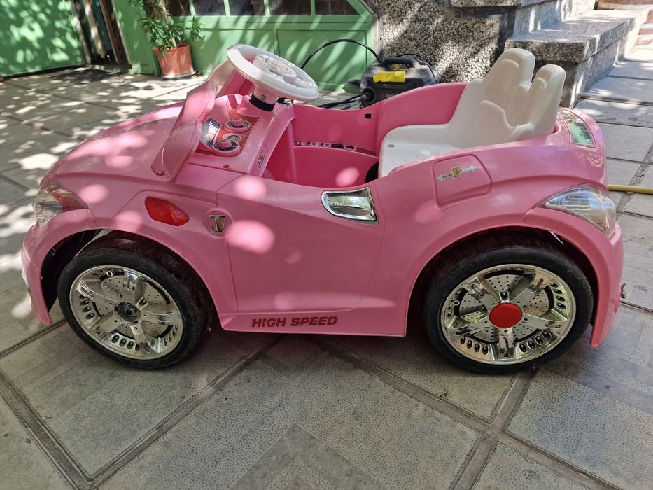 Детска кола , акумулаторна