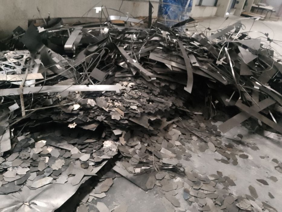 Metallom metallom olamiz metalolom/Металлом оламиз металолом метал