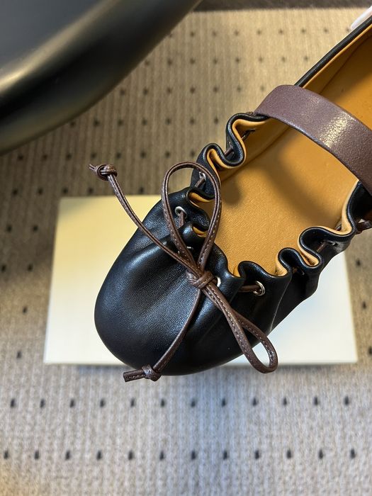 Balerini Marni, tip Premium