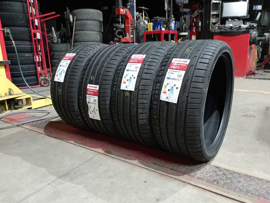 Anvelope RoadX 255/35/20 Noi De Vara