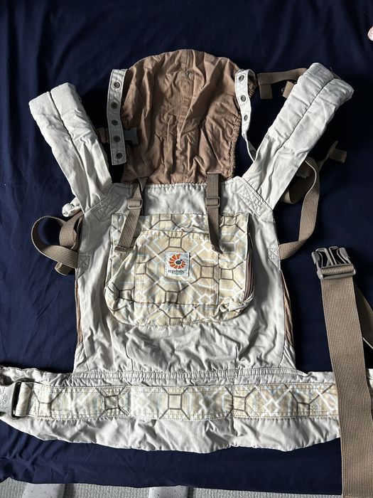 Ergobaby Original ергономична раница за бебеносене