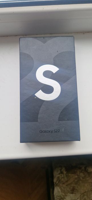 Продам Samsung s22 256gb