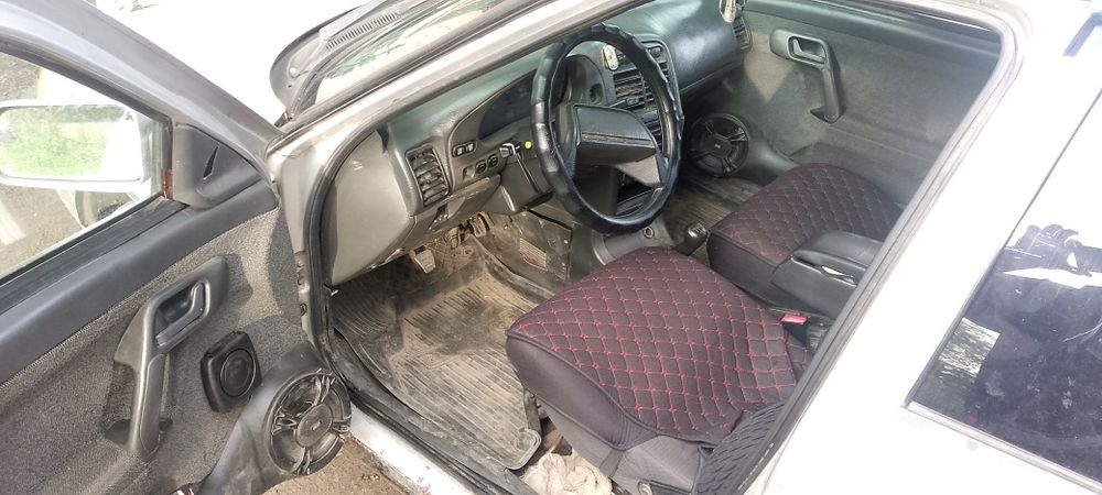 продам ваз 2110 .