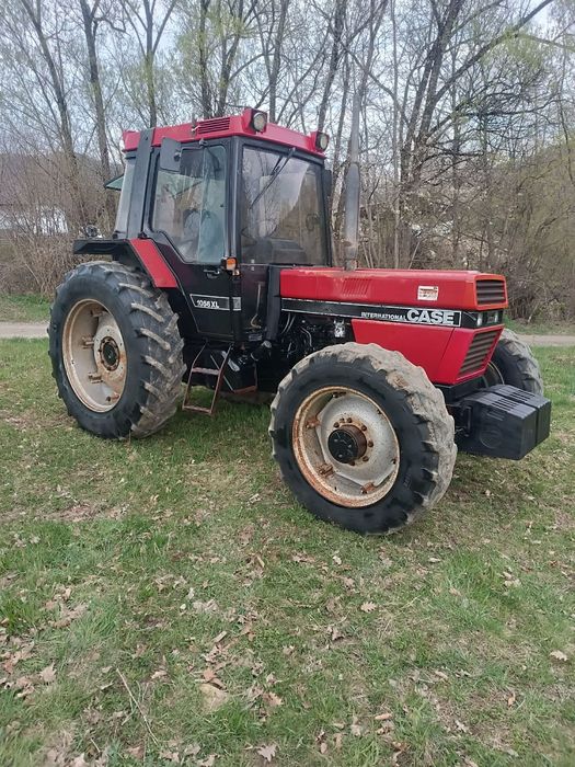 Vând tractor Case Ih Internațional  1056 Xl 4x4 dtc