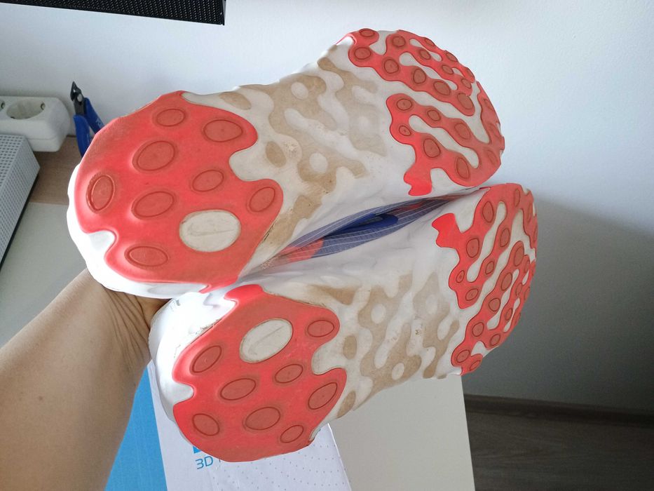 Vând adidași Nike, mărime 46