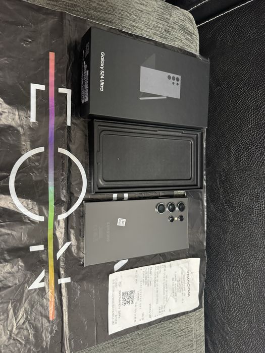 512GB Samsung S24 Ultra Vivacom Гаранция 2026г. Black