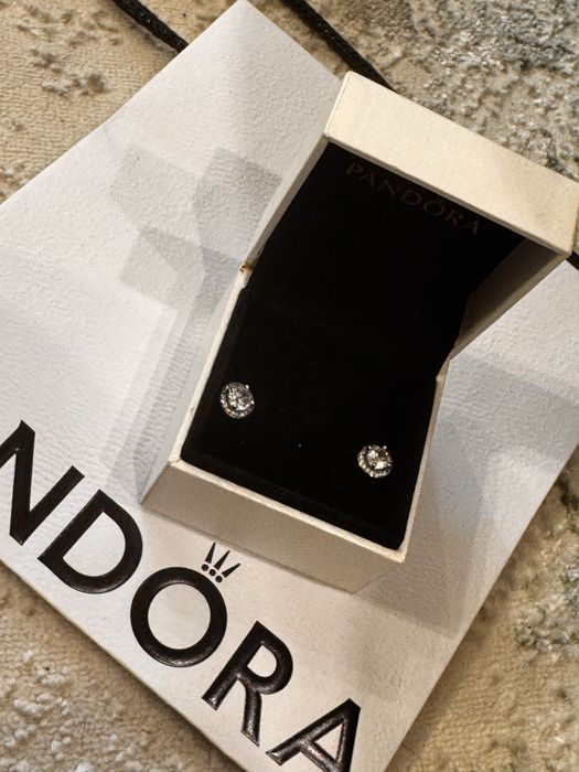 Pandora обеци Пандора