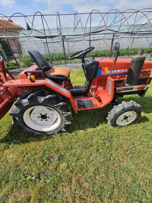Трактор Yanmar F15D