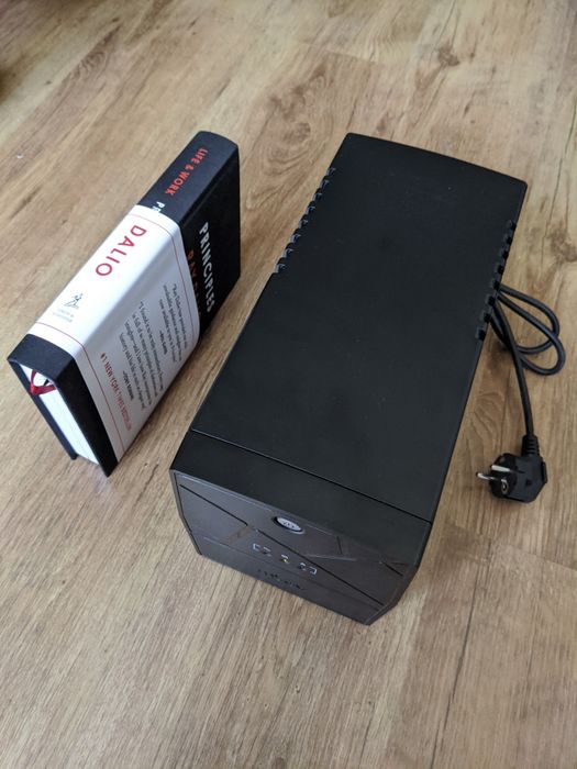 UPS nJoy Keen 1000 USB